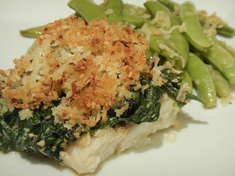 Fish Florentine, Cauliflower Patties, Crumb Recipe, Seafood Meals, Face Moisturizer For Dry Skin, Halibut Recipes, Fresh Bread Crumbs, Meat Casserole, Make Ahead Appetizers