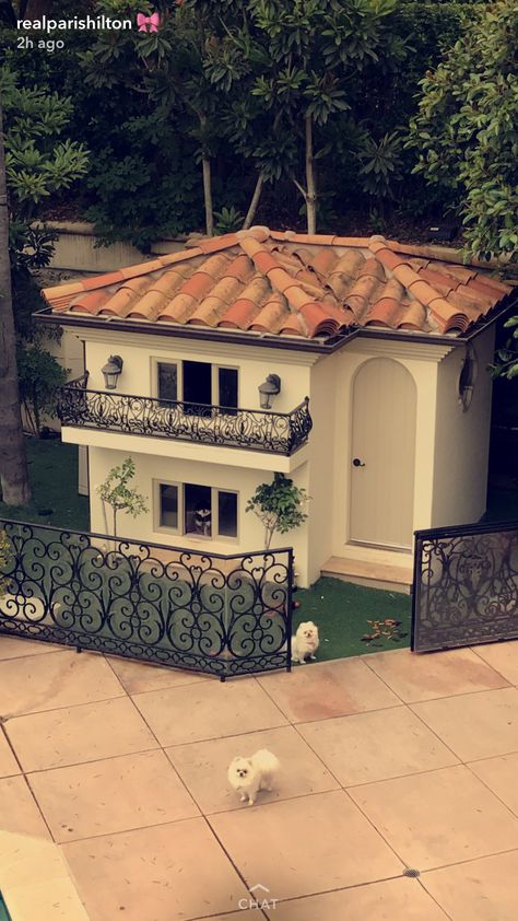 Paris dog house Paris Hilton Dog House, Paris Hilton Dog, Paris Hilton House, Paris Hilton, Dog House, Coco, Patio, Paris, House Styles