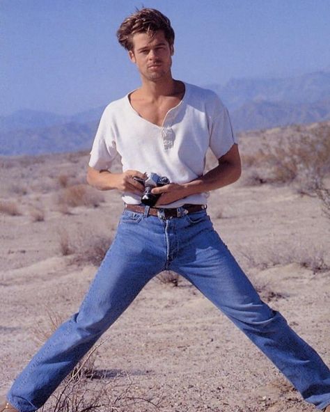 90ssclassy ⭐ on Instagram: “Brad Pitt for Levi's (1991)” Brad Pitt Thelma And Louise, Levis 501 Outfit Vintage, Vintage Levis Outfit, Levis 501 Outfit, 501 Outfit, Thelma And Louise, Thelma Louise, Levis Outfit, Boyfriend Outfit