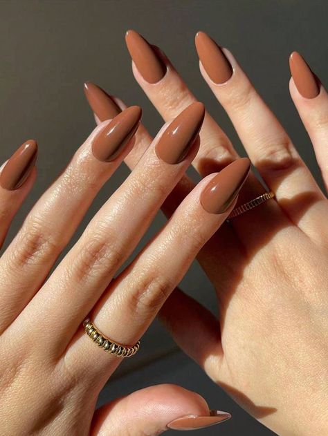 Brown Nails Press On, Almond Brown Acrylic Nails, Autumn Style Nails, Nails Acrylic For Winter, Autumn Nails One Color, Chocolate Brown Nails Acrylic Almond, Brown Nails Plain, Brick Color Nails, Nails Plain Acrylic