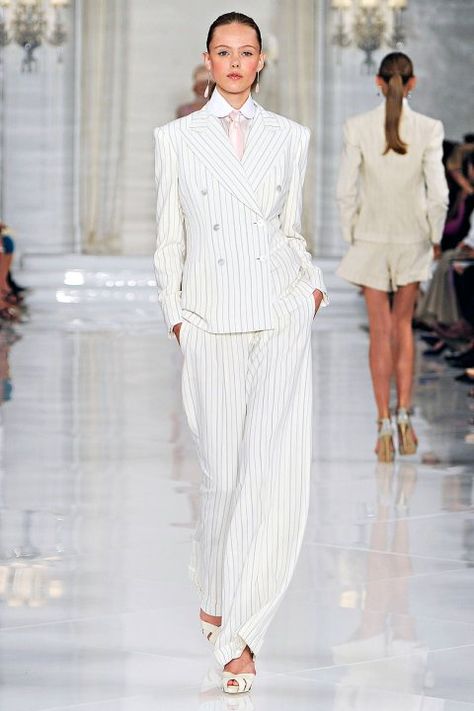 I love this suit! I have never worn a white pinstriped suit but I want one. Pinstripe Suit Women, Ralph Lauren Womens Clothing, Ralph Lauren Suits, Women In Suits, Beautiful Suit, Woman Suit Fashion, Ralph Lauren Women, Lauren White, Ralph Lauren Collection