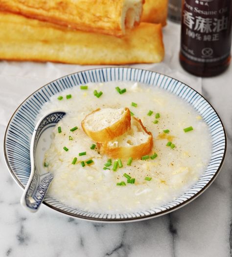 Chinese Egg Drop Soup Rice Porridge Style (aka Congee) | www.fussfreecooking.com Chinese Egg Drop Soup, Fodmap Soup, Spring Onion Recipes, Asian Diet, Roasted Capsicum, Chinese Egg, Soup Rice, Kecap Manis, Egg Drop Soup