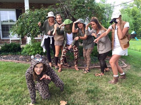 Safari costumes Safari Themed Costumes, Safari Hoco Outfit, Spirt Week Safari Day, Jungle Dress Up Day At School, Safari Pep Rally Outfits, Safari Spirit Week, Safari Spirit Day, Safari Theme Football Game Outfits, Jungle Theme Football Game Outfits