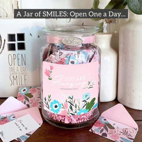 KindNotes - A Jar of SMILES: Open One a Day 💌 Send a... Jar Of Smiles, Jar Of Notes, You Are My Friend, Gift Jar, Uplifting Gifts, You Mean The World To Me, Inspirational Messages, Happy Birthday Gifts, Motivational Gifts