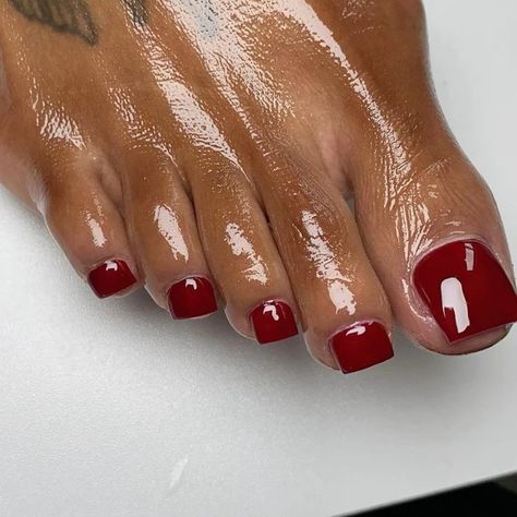 Purple Toe Nails, Fall Toe Nails, Red Toenails, Nail Shapes Square, Gel Toe Nails, Acrylic Toes, Acrylic Toe Nails, Toe Nail Color, Cute Toe Nails