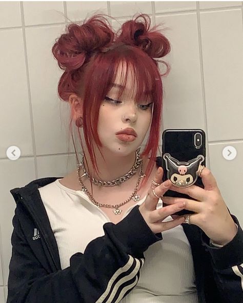 Y2k Hair, Red Hair Inspo, Y2k Hairstyles, Dyed Hair Inspiration, Kawaii Hairstyles, Peinados Fáciles Para Cabello Corto, Pretty Hair Color, Hair Stylies, Alternative Hair