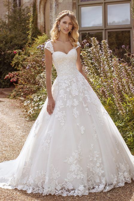 #ellis2020 To book an appointment to try this stunning collection call 0208 616 4346 or visit www.theboutiqueuk.com Lace A Line Wedding Dress, Ellis Bridal, Short Sleeve Wedding Dress, Pretty Wedding Dresses, A Line Wedding Dress, Brides Wedding Dress, Princess Wedding, Designer Wedding, Bridal Wedding Dresses