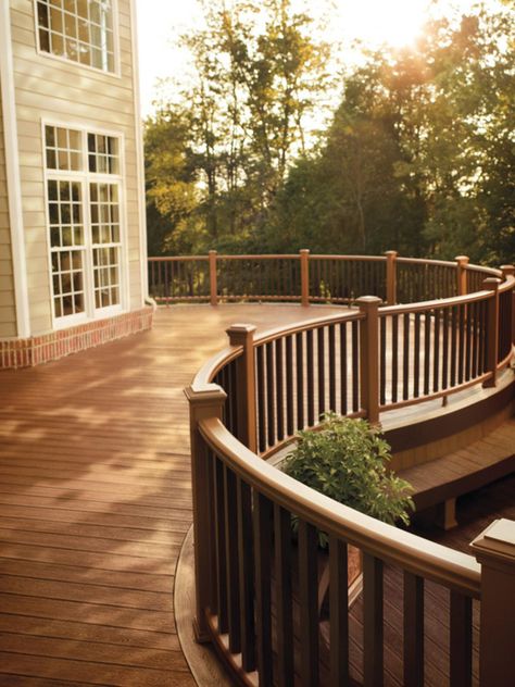 Investigate your options for deck stairs and steps, get tips on how to add them… Groups Photo, Curved Deck, Deck Railing Design, Architecture Unique, Houses Architecture, Balcony Flooring, Dream Deck, Balcony Railing Design, Real Estat