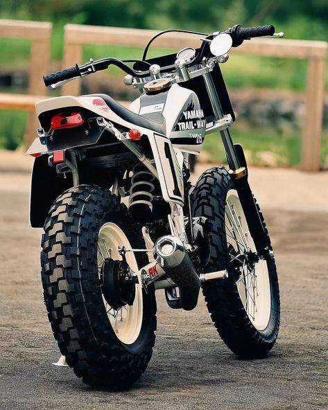 Tw 125, Brat Bike, Honda Scrambler, Motorcycle Camping Gear, Tracker Motorcycle, Brat Cafe, Image Moto, Motorcross Bike, Motorised Bike