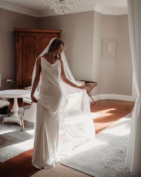 ALEXANDRA GRECCO on Instagram: "That glow...🤍 Alice is a dream in our bias-cut Harriet Gown, made to order by our team in NYC in a silk crepe with a luminous satin finish. photo: @kamilanowakphotography video: @blanketdigital concept planning & curator: @marciafernandes.co concept & florals: @_foxandflora venue: @thicketpriory stylist: @storiesof_events cake: @poppypickeringcakes stationary: @lucymcspiritdesign celebrant: @megseniorceremonies retailer: @ghostorchidbride hair: @sj_facesbridal m Harriet Wedding Dress, Satin Slip Wedding Dress With Veil, Harriet Alexandra Grecco, Silk Crepe Wedding Dress, Alexandra Grecco Bridal, Slip Wedding Dress, Alexandra Grecco, Wedding Dress With Veil, Modern Organic