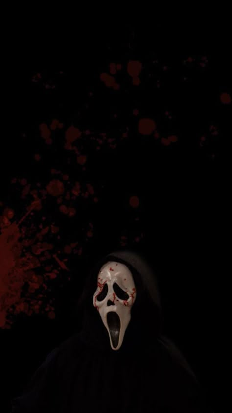 Halloween Ghost Face Wallpaper, Halloween Wallpers Scary, Vintage Scream Wallpapers, Spooky Lockscreen Iphone, Cool Scream Wallpapers, Halloween Scary Backgrounds, Horror Themed Wallpapers, Freddy Krueger Aesthetic Wallpaper, Ghost Face Wallpaper Aesthetic Red