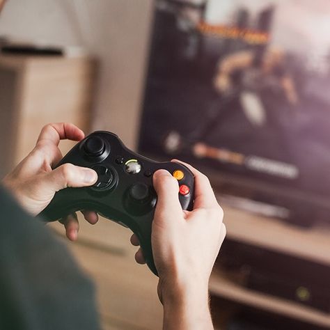 Playing Video Games as a Child Might Make You Smarter Later in Life Jugar Video Juegos Aesthetic, Playing Video Games Aesthetic, Aesthetic Video Games, Video Games Aesthetic, Cognitive Games, Vision Board Video, Video Game Aesthetic, Minecraft Gameplay, Fallen Series