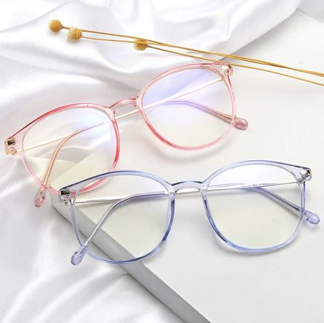 Clear Glasses Frames Women, Cute Glasses Frames, Classy Glasses, Fancy Glasses, Clear Glasses Frames, Nice Glasses, Glasses Trends, Trendy Glasses, Computer Gaming