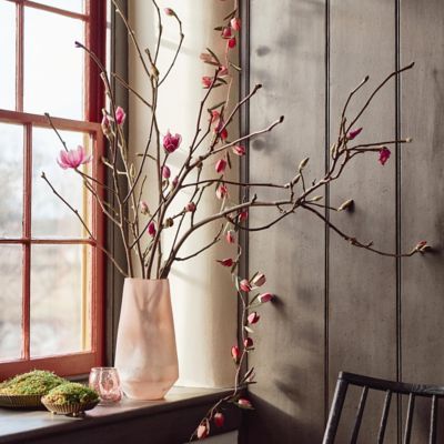 Home - Plants + Flowers - Faux + Metal - Wreaths + Swag - Terrain Tulip Magnolia Branches, Tulip Magnolia, Magnolia Decor, Hall Entrada, Magnolia Branch, Garland Ideas, Witchy Aesthetic, Spring Decorations, Paper Creations