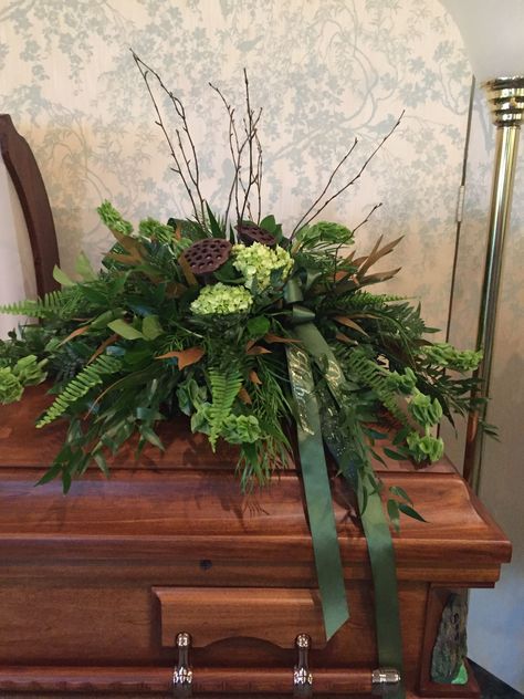 Winter Flower Arrangements, Casket Spray, Casket Flowers, Casket Sprays, Sympathy Flowers, Winter Flowers, Mom And Dad, Flower Arrangements, Spray