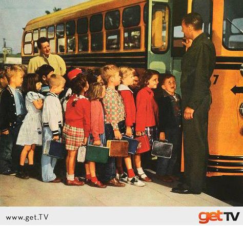 Roger Wilkerson, Lunch Kit, School Daze, School Memories, Vintage School, We Are The World, Photo Vintage, School Time, Vintage Life