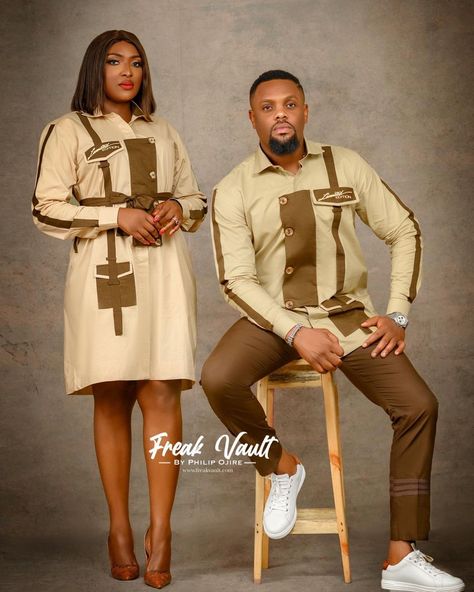 FREAK VAULT BY PHILIP OJIRE ™️ on Instagram: “Introducing the Bella trench couple twining with matching pants by @shirtfreak_ : AVAILABLE IN SIZES 8-20 FOR WOMEN AND M-3XL FOR MEN :…” Female Senator Wears, Couples African Outfits, African Wedding Attire, Latest African Men Fashion, African Attire For Men, Black Men Haircuts, 2piece Outfits, Dress Suits For Men, African Fashion Traditional