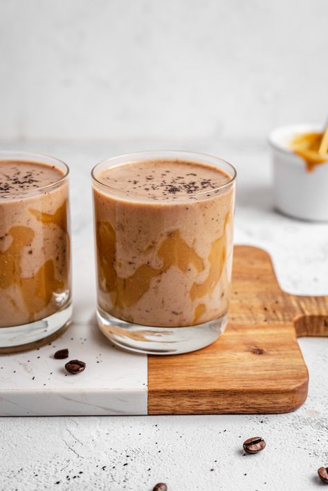 Salted Caramel Mocha Smoothie (with peanut butter) - Plantiful Bakery Smoothie With Peanut Butter, Bakery Drinks, Salted Caramel Smoothie, Mocha Smoothie, Breakfast Drinks, Collagen Recipes, Salted Caramel Mocha, Banana Drinks, Caramel Mocha