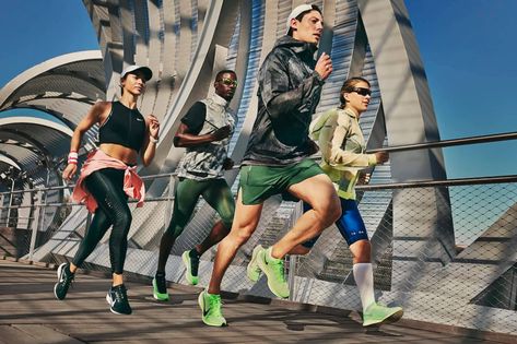 Nike Photoshoot, Sports Photoshoot, Running Photography, Running Routine, Trainers Shoes, Running Hats, Nike Trainers, Parkour, Running Clothes