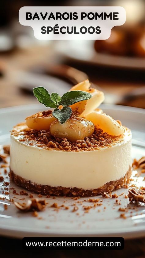 Ce bavarois pomme spéculoos est le dessert automne incontournable ! Avec des saveurs automnales authentiques, cette recette automnale facile apportera une touche sucrée à vos repas d'automne. Parfait pour une idée recette soir ou un dessert raffiné ! #DessertAutomne #RecetteAutomnale #RepasAutomne Apple Pastries, Dessert Orange, Dessert Leger, Apple Pastry, Dessert Original, Dessert Fruit, Fruit Desserts, Flan, Sweet Recipes