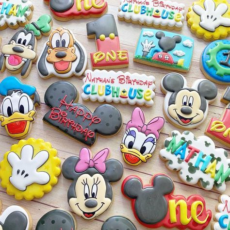 674 Likes, 29 Comments - sarah gutman (@sarahscookiejar) on Instagram: “Hot dog hot dog hot diggity dog! It’s Nathan’s birthday!” Mickey Mouse Clubhouse Cookies, Mickey Mouse Clubhouse Birthday Party Decorations, Mickey Mouse Theme Party, Mickey Mouse Birthday Theme, Mouse Cookies, Mickey Mouse Birthday Decorations, Mickey First Birthday, Mickey 1st Birthdays, Mickey Mouse Bday