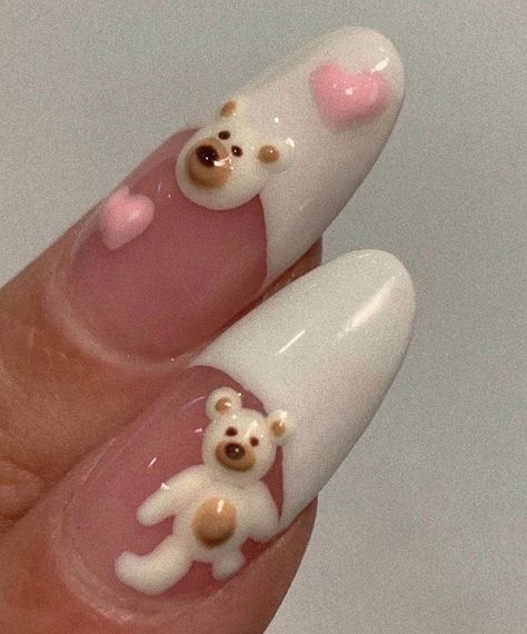 Kawaii Nails Acrylic Almond, Valentines Nail Ideas Pink, Cute Bear Nails Korean, Erika Titus Nails, Nail Art Cute Kawaii, Nails Aesthetic 90s, Teddy Bear Nails, Aesthetic Nail Art, Bear Nails