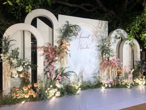 Simple Wedding Stage Decoration At Home ||Marriage Wedding Stage Decoration Elegant Wedding Buffet Set Up, Outdoor Wedding Stages, Stage Wedding Backdrop, Outdoor Wedding Stage Ideas, Outdoor Stage Decorations Wedding, Wedding Stage Backdrop Receptions, Wedding Reception Stage Design, Diy Wedding Backdrop Outdoor, Wedding Stage Ideas Backdrops