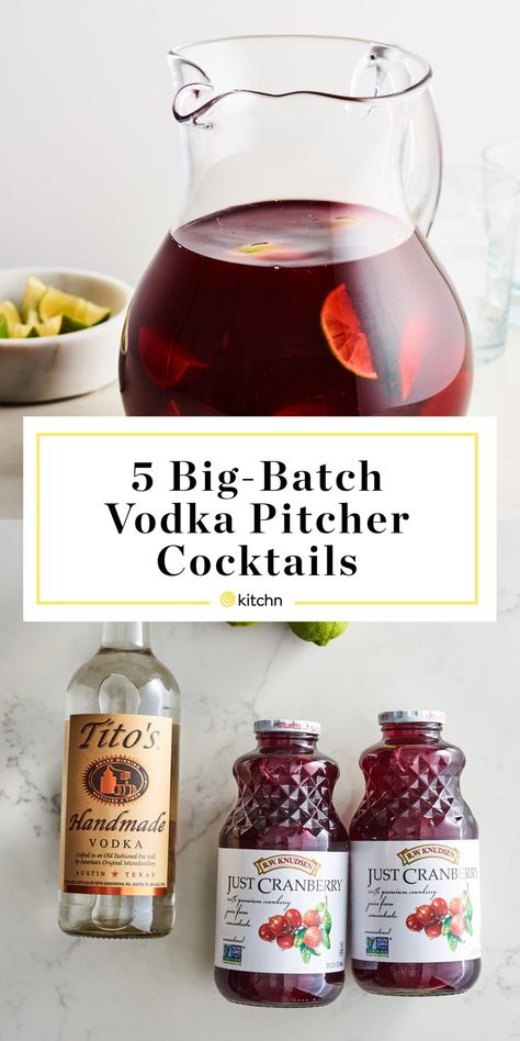 Big-batch cocktails area always the way to go for big events like holiday parties, the Super Bowl, birthdays, and more. These vodka pitcher cocktail recipes only need 3 ingredients. They're super easy to make and festive for any occasion. Margaritas, Vodka Pitcher Cocktails, Batch Cocktail Recipe, Cocktails Vodka, Pitcher Drinks, Pitcher Cocktails, Happy Juice, Batch Cocktails, Cranberry Vodka