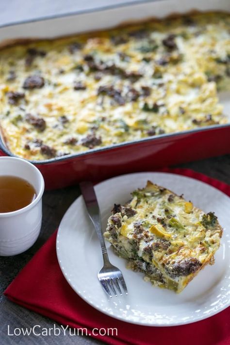 An easy paleo breakfast casserole with sausage and vegetables. Make ahead on the weekend for a full week of low carb breakfasts or freeze some for later. Paleo Egg Casserole, Breakfast Casserole Egg, Easy Paleo Breakfast, Paleo Breakfast Sausage, Breakfast Casserole With Sausage, Sausage And Vegetables, Casserole With Sausage, Paleo Breakfast Casserole, Paleo Breakfast Easy