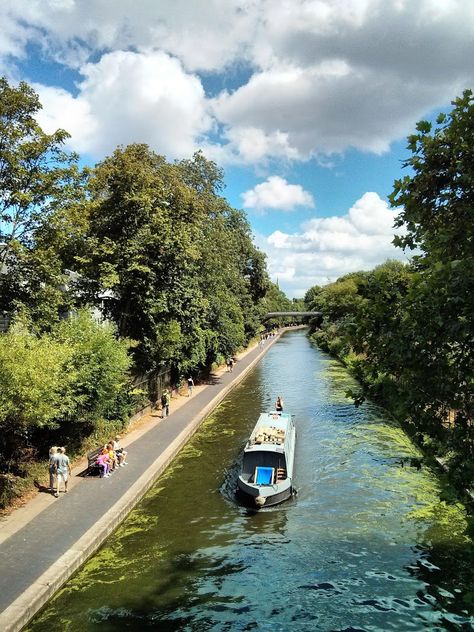 Regent's Canal Regents Park London, Boat Living, Regents Canal, Canal Boats, Regents Park, European Cities, Canal Boat, London Calling, Usb Drive