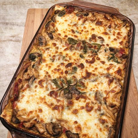 Tuscan Lasagna – The Leigh Factor Tuscan Chicken Lasagna, Tuscan Lasagna, White Cream Sauce, Pan Roasted Chicken, Chicken Lasagna Recipe, Sundried Tomato Chicken, Chicken Lasagna, Tuscan Chicken, Portobello Mushroom