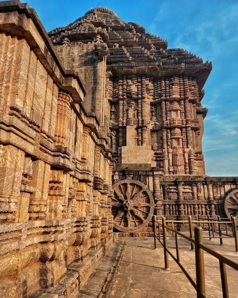 Sun Temple, Konark, India 🇮🇳 . ☀️ . 🛕 . 🌏 The Konark Sun Temple, located about 35 kilometres northeast from Puri on the northeastern coast of Odisha,, India, is a splendid example of ancient Indian architecture and sculpture. It was built in the 13th century CE under the patronage of King Narasimhadeva I of the Eastern Ganga Dynasty. The temple is dedicated to Bhagwan Surya, the Sun God, and is designed as a monumental chariot with 24 intricately carved stone wheels, symbolizing the hours of... Tower Of Babylon, Konark Sun Temple, Historical India, Sun Temple, Ancient Indian Architecture, Temple Photography, Visit India, Egypt History, Sun God