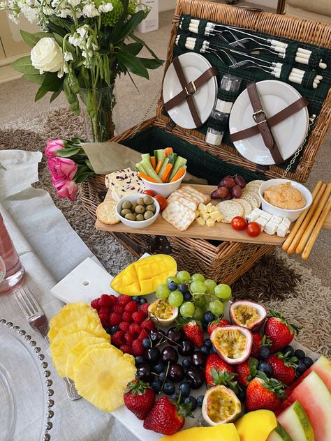 picnic aesthetic indoor picnic birthday cheese board romantic floral Indoor Picnic Aesthetic, Indoor Picnic Date Romantic, Indoor Picnic Birthday, Birthday Cheese Board, Indoor Picnic Date, Indoor Picnic, Birthday Vibes, Picnic Aesthetic, Picnic Birthday