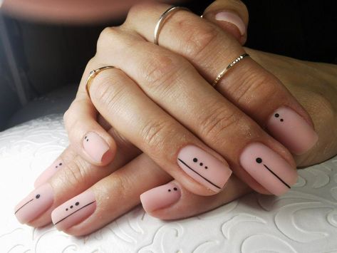 Fine Line Nail Designs, Minimalist Nail Art Designs Simple, Manicure Lines, Nails Geometric Design, Fine Line Nail Art, Nails Line Art, Line Nail Art Designs, Nail Line Art, Boho Nail Ideas