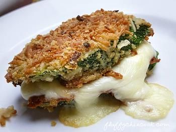 Crunchy Low Carb Fried Zucchini Grilled Cheese Gluten Free Zucchini Sandwich, Oven Fried Zucchini, Zucchini Grilled, Keto Grilled Cheese, Mozzarella Sandwich, Fried Zucchini, Mozzarella Recipes, Oven Fried, Low Carb Zucchini