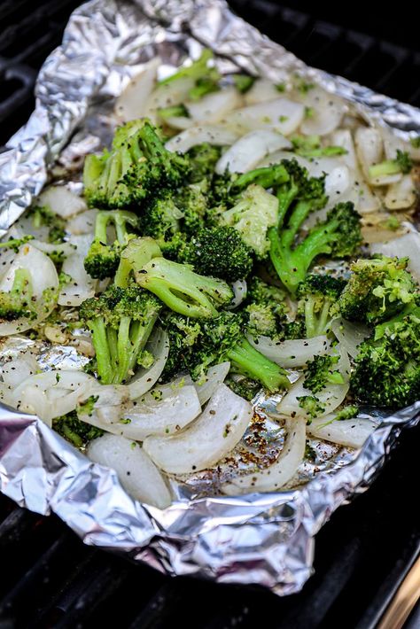 Grilling Broccoli on Foil With Onions Grilled Broccoli Recipes, Broccoli On The Grill, Grill Broccoli, Veggie Seasoning, How To Cook Garlic, Cook Broccoli, Butter Broccoli, Charred Broccoli, Broccoli Side Dish