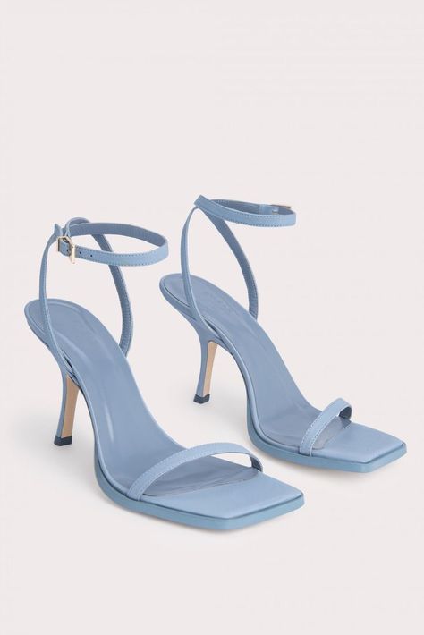 Mimi Cuttrell, Elegant Shoes Heels, Designer Lifestyle, Blue High Heels, Fashion Shoes Heels, Cute Shoes Heels, Melissa Shoes, Girly Shoes, Blue Heels