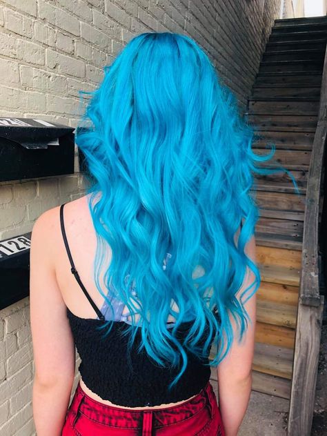 Bright Blue Hair Color, Neon Blue Hair Color, Turquoise Hair Aesthetic, Bright Dyed Hair, Neon Hair Color Ideas, Alternative Mermaid, Neon Blue Hair, Blue And Blonde Hair, Blue Hair Boy