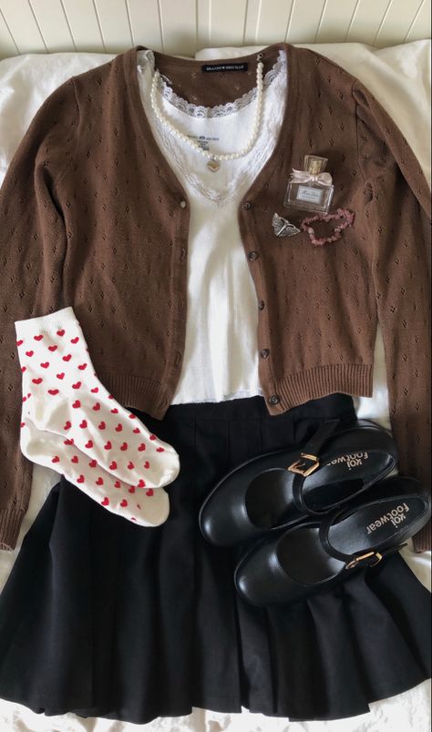 Pearl Outfits Aesthetic, Cardigan Skirt Outfit Aesthetic, Brandy Heart Socks Outfit, Preppy Coquette Outfits, Coquette Mary Janes Outfit, Coquette Outfit Autumn, Downtown Girl Perfume, Classic Coquette Outfit, Couqutte Fall Outfits