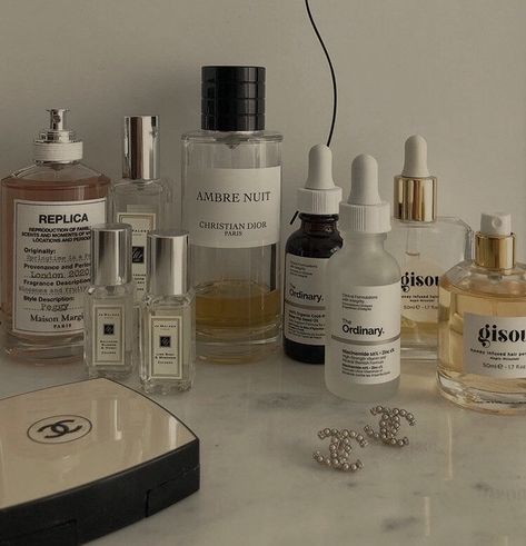 Janelle Core, Christian Dior Paris, Dior Paris, Aesthetic Beauty, Beauty Skin Care Routine, Mason Jar Lamp, Beauty Favorites, Beauty Essentials, Skin So Soft