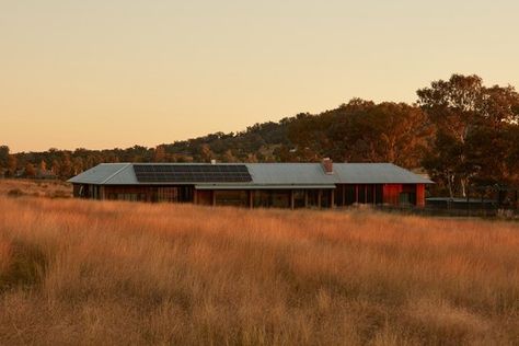 Concrete Siding, Rural Home, Rural Architecture, Corrugated Metal Roof, Tamworth, Rural House, Beach Retreat, Energy Efficient Design, Corrugated Metal