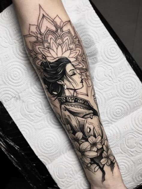 Beautiful geisha tattoo in a kimono tattooed on the arm | www.otziapp.com Geisha Tattoo, Kunst Tattoos, Cat Tattoos, Inspiration Tattoos, Forearm Tattoo Women, Tiny Tattoo, Arm Tattoos For Women, Sleeve Tattoos For Women, Tattoo Designs For Women