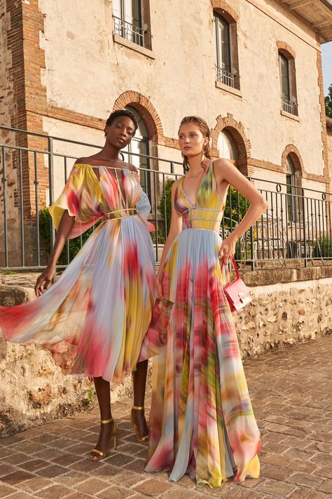 Zuhair Murad Resort 2023 Collection | Vogue Zuhair Murad Resort 2023, Zuhair Murad Resort, Resort 23, Resort 2023, Shirred Dress, Coverup Skirt, Couture Mode, Column Dress, Zuhair Murad