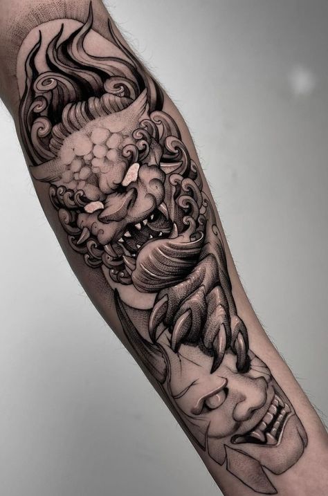 Foo Dog Tattoo Meaning, Japanese Foo Dog, Foo Dog Tattoo Design, Japanese Hand Tattoos, Samurai Tattoo Sleeve, Japanese Tattoos For Men, Oni Tattoo, Foo Dog Tattoo, Hannya Mask Tattoo