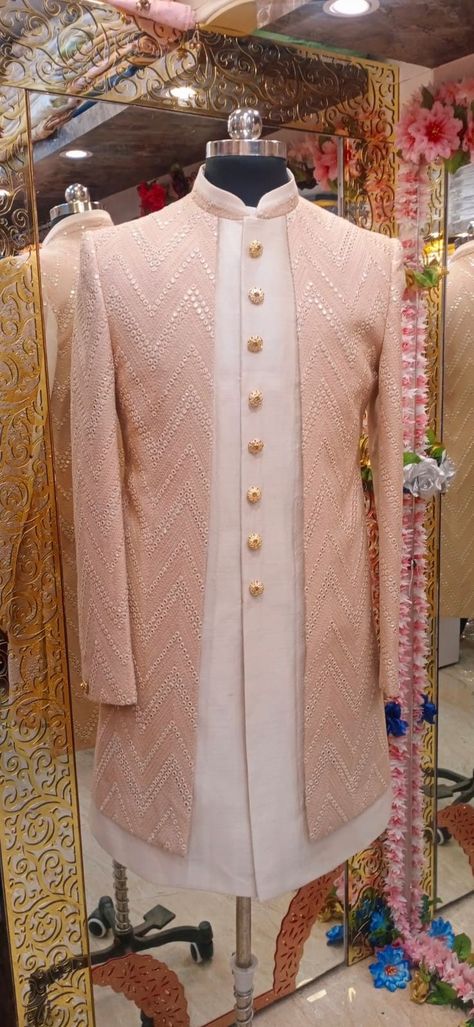 Gents Traditional Wear Indian, Pathani Sherwani Men, Sadri Kurta For Men New, Latest Sherwani Designs For Men, Mens Ethnic Wear Wedding Indian Groom, Groom Kurta Indian Weddings, Groom Outfit For Sangeet, Long Koti Kurta For Men, Wedding Outfit For Groom Indian