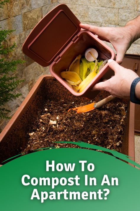 Are you trying to figure out how to start composting? Learn how to compost in an apartment cheaply, easily, and effectively with this apartment composting guide, plus find out where you can drop off your compost. #guide #composting #apartment #DIY #apartmenttips #zerowaste Small Compost Bin Diy Apartments, Apartment Composting Diy, How To Compost In An Apartment, Small Scale Composting, Mini Compost Bin Diy, Small Compost Bin Diy, Balcony Composting, Composting In An Apartment, Apartment Compost