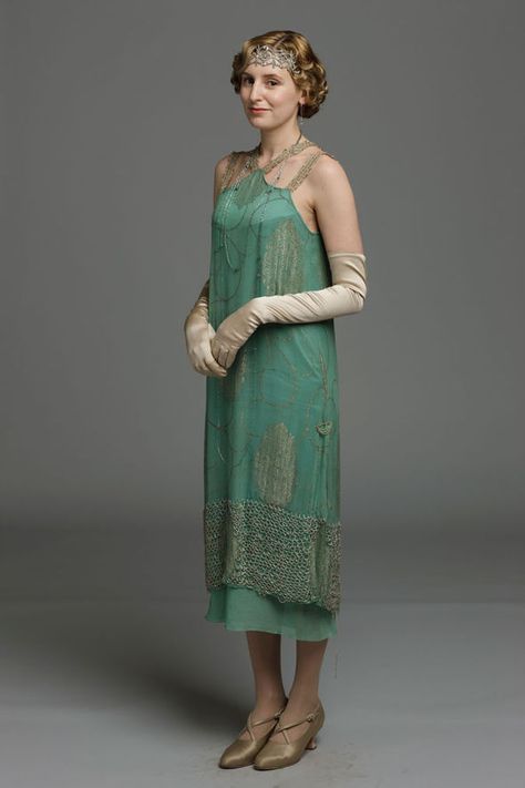 Character: Lady Edith Crawley (Lady Edith Pelham, Marchioness of Hexham) Downton Abbey 1920s Fashion, Downton Abbey Dresses 1920s Style, Downton Abby Fashion, Lady Edith Crawley Fashion, Downton Abbey Fashion Dresses, Edith Downton Abbey, Downton Abbey Edith, Lady Edith Crawley, Downton Abbey Clothes