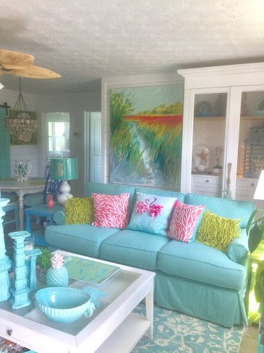 Bright Beach House Decor, Beach Gyaru, Florida Apartment, Tropical Homes, Beach Chic Decor, Colorful Rooms, Vacation Houses, Colorful Cottage, Cozy Cottages