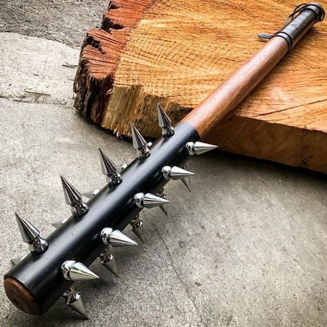 WEAPONS➕GUNS➕KNIVES on Instagram: “Who wants one? 😍 - Check out our new arrivals at www.megaknife.com 👈 We are still open and shipping out daily! - #knife #knives #bladeaddict” Spiked Bat, Knives Hunting, Pretty Knives, Aztec Warrior, Cool Swords, Home Defense, Pocket Knives, Arte Fantasy, Medieval Fantasy