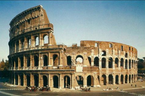 Roman Coliseum Rome In A Day, Art History Timeline, Empire Ottoman, Sistine Chapel, Roman Art, Trevi Fountain, Turkey Travel, Rome Travel, Leaning Tower Of Pisa